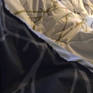 Meet your Posher, Liz